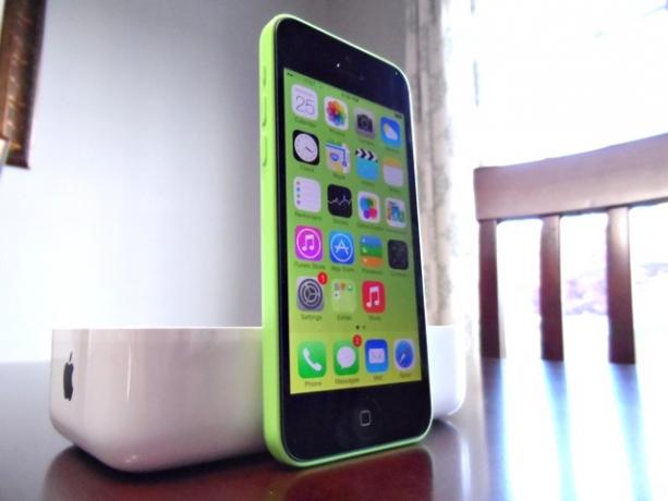 iphone 5c रिव्यू