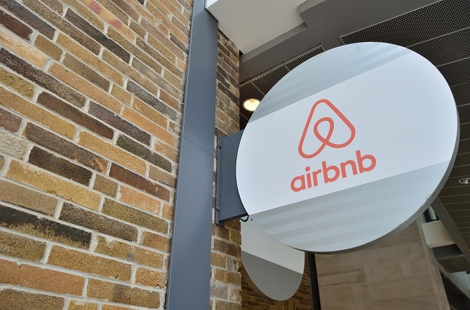 Airbnb कार्यालय साइन इन करें